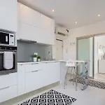 Old Luxury Iris Apartman *